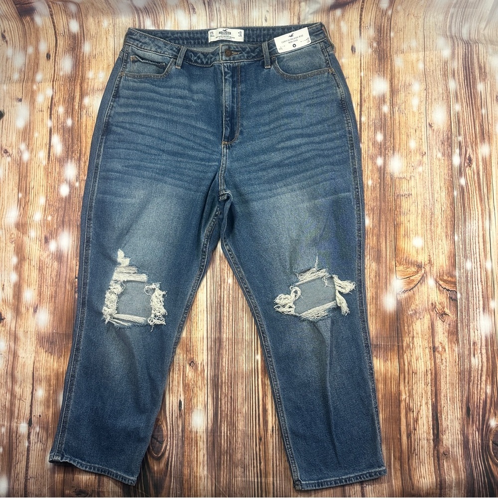 NWT HOLLISTER CURVY ULTRA HIGH-RISE MOM JEANS SIZE 17s